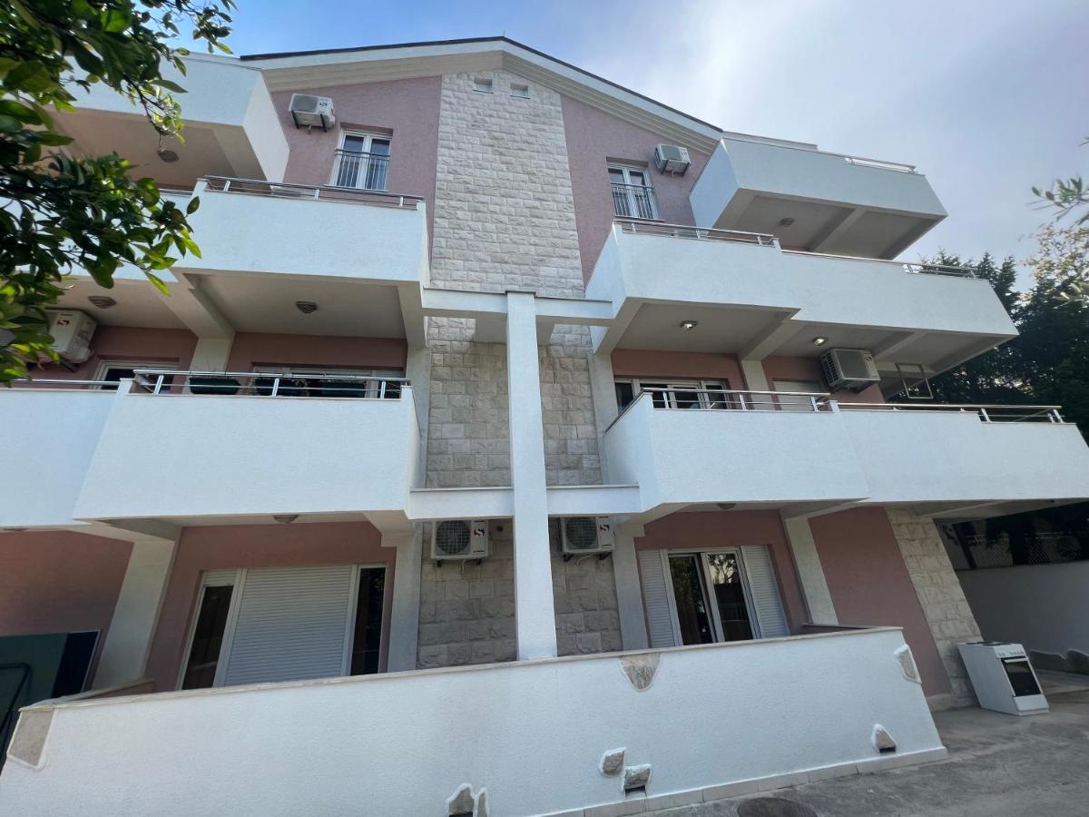 Garni Hotel Milica Herceg Novi Buitenkant foto