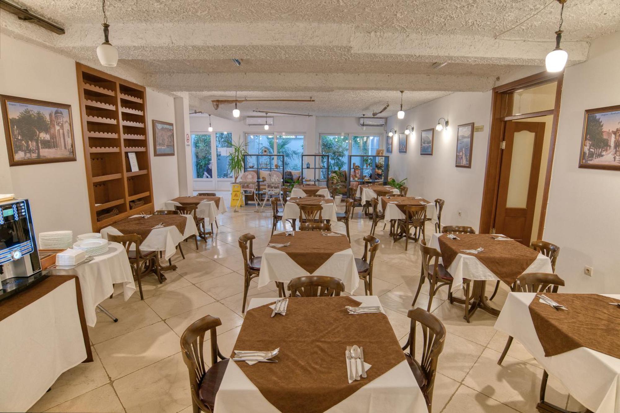 Garni Hotel Milica Herceg Novi Buitenkant foto
