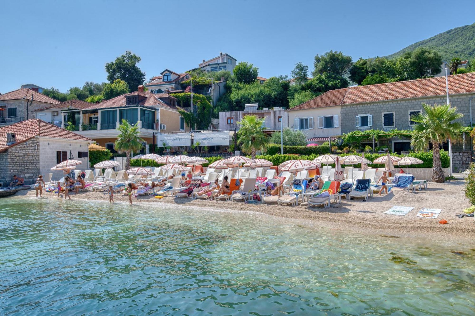 Garni Hotel Milica Herceg Novi Buitenkant foto
